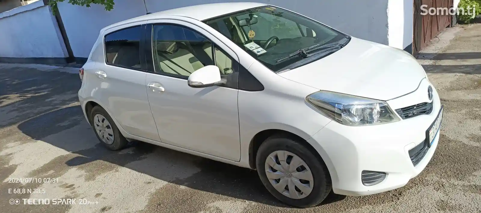 Toyota Vitz, 2012-6