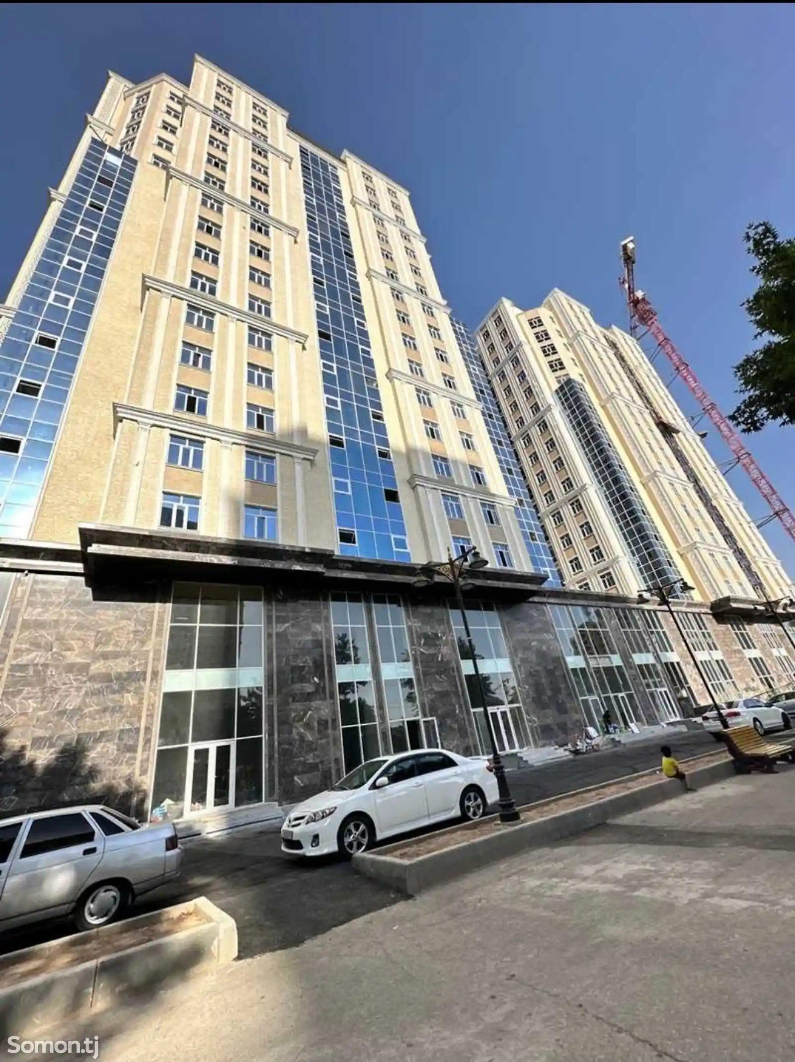 3-комн. квартира, 9 этаж, 131 м², Молодёжный театр-2