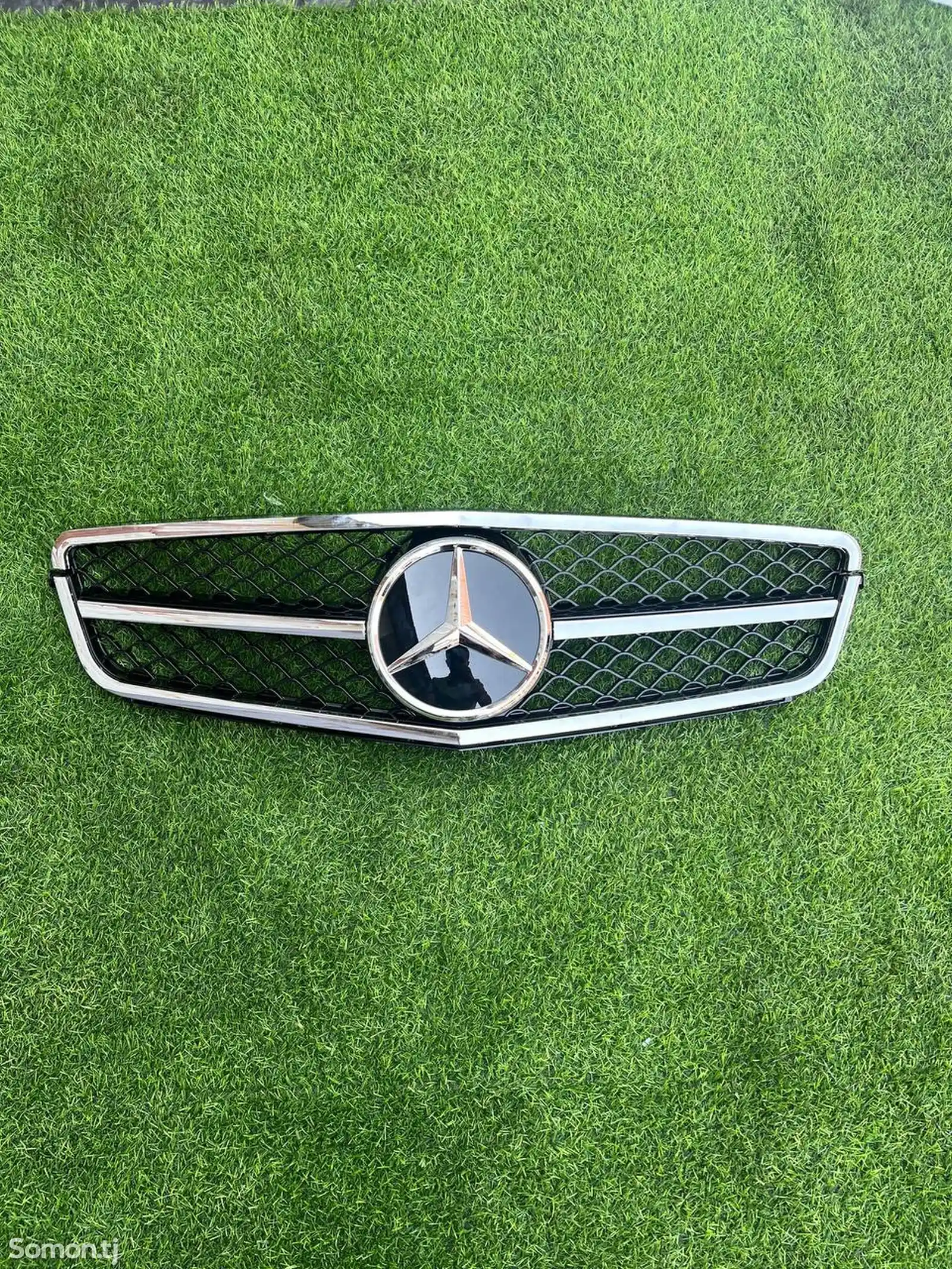 Облицовка Mercedes-Benz W204-1