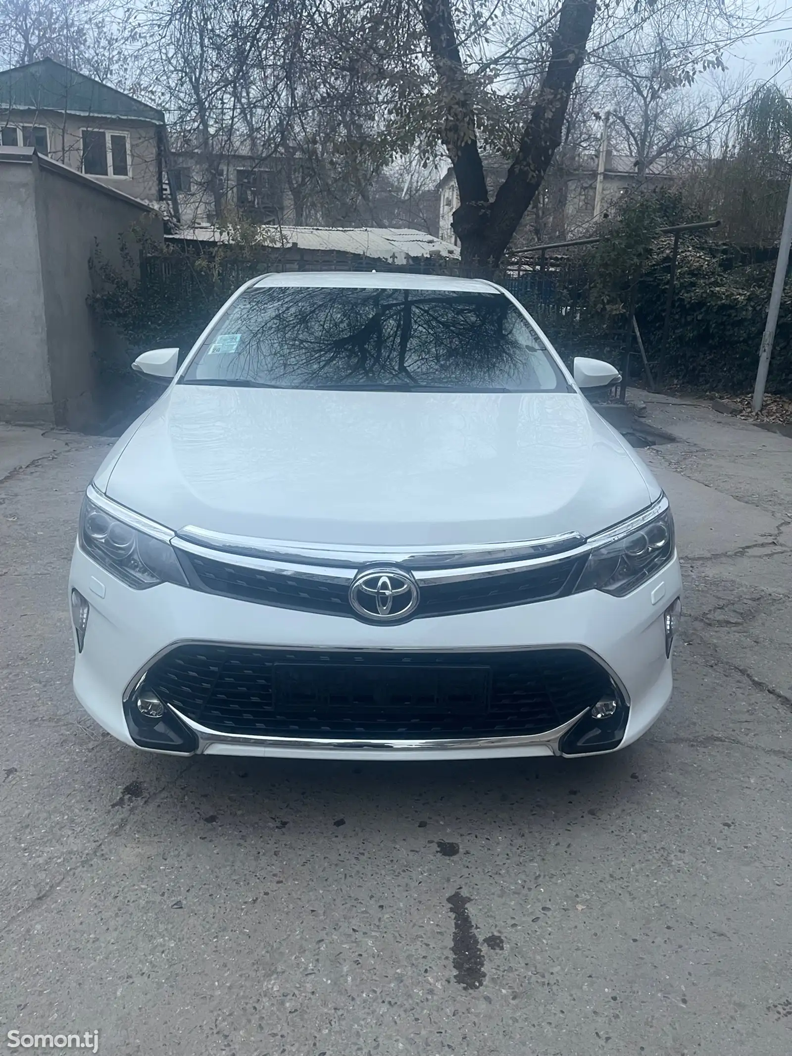 Toyota Camry, 2017-1