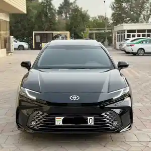 Toyota Camry, 2024