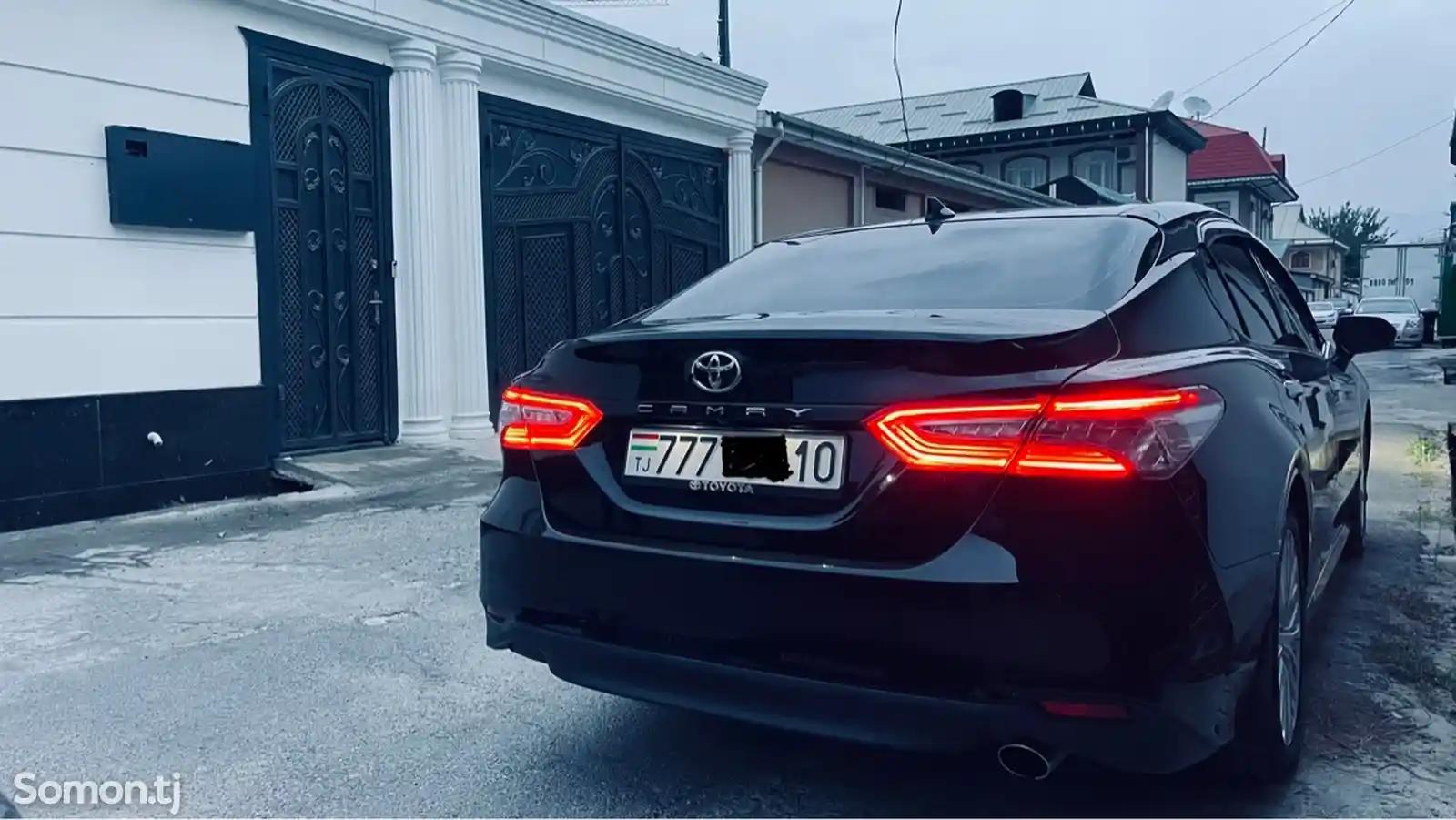 Toyota Camry, 2018-8