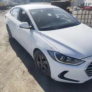 Hyundai Avante, 2016