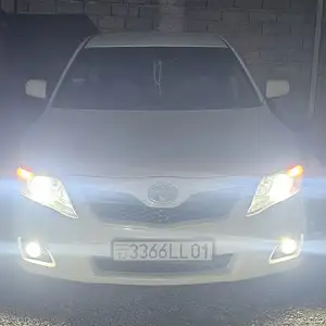 Toyota Camry, 2011