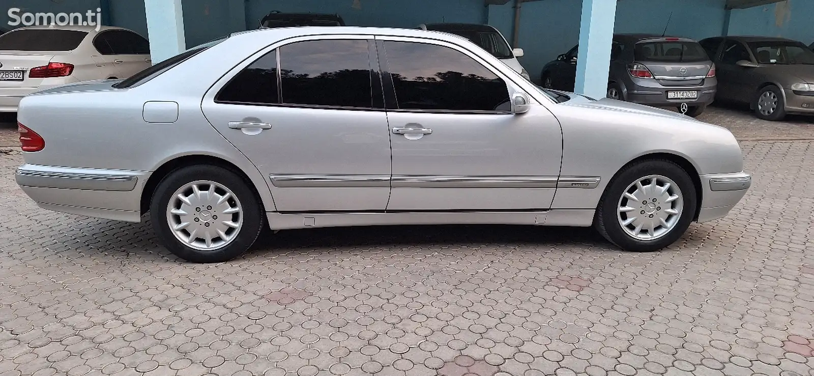 Mercedes-Benz E class, 1999-3