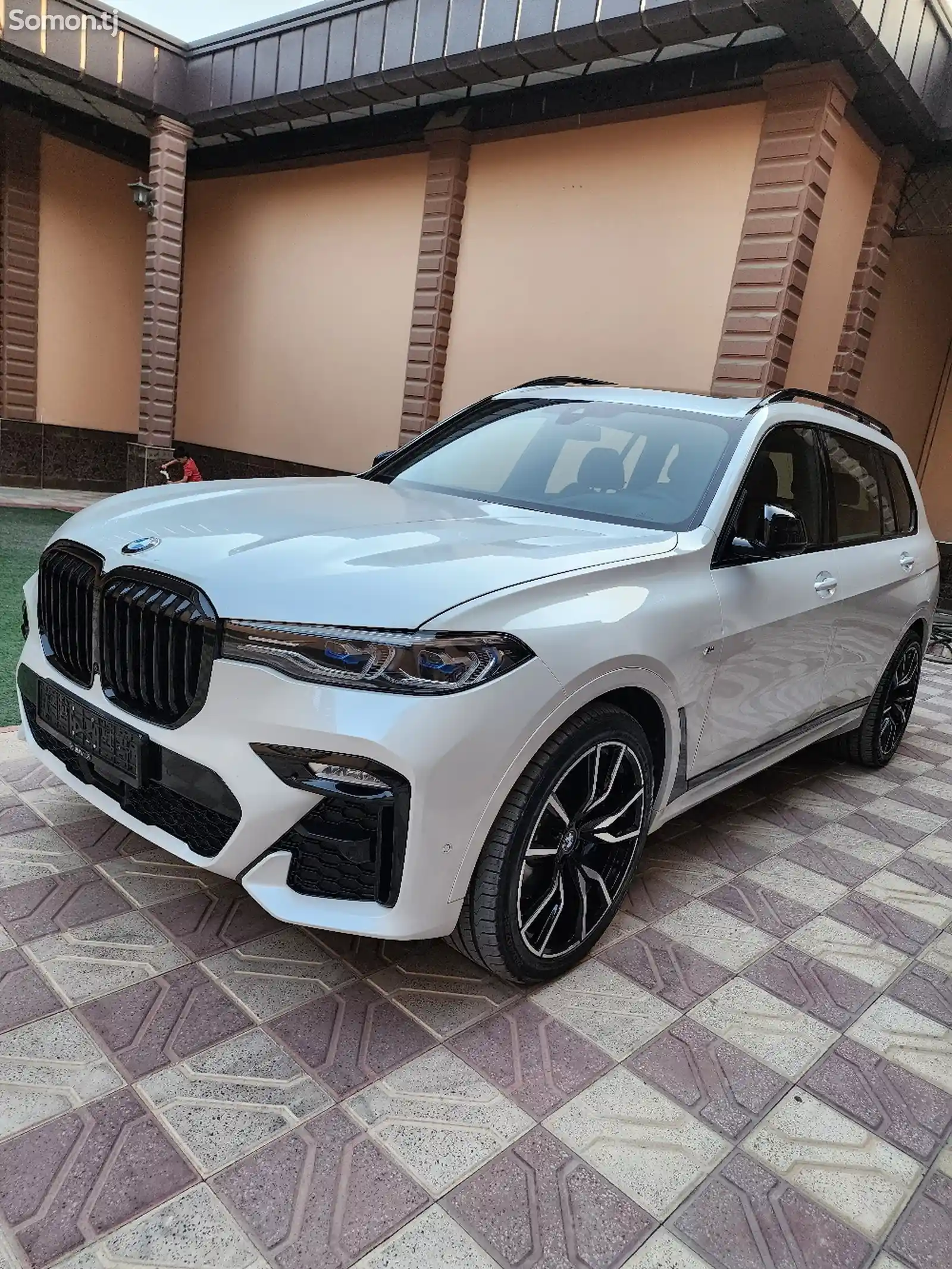 BMW X7, 2022-4