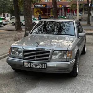 Mercedes-Benz W124, 1993