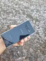 Samsung Galaxy S10 plus-3