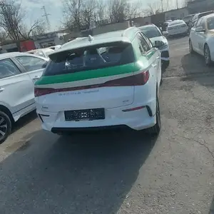 BYD E2, 2023