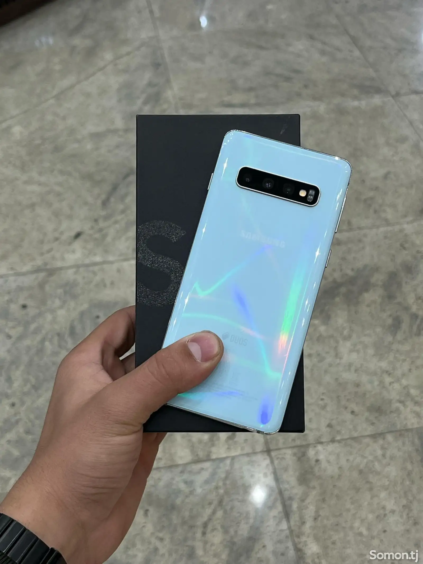 Samsung Galaxy S10 8/512gb-1