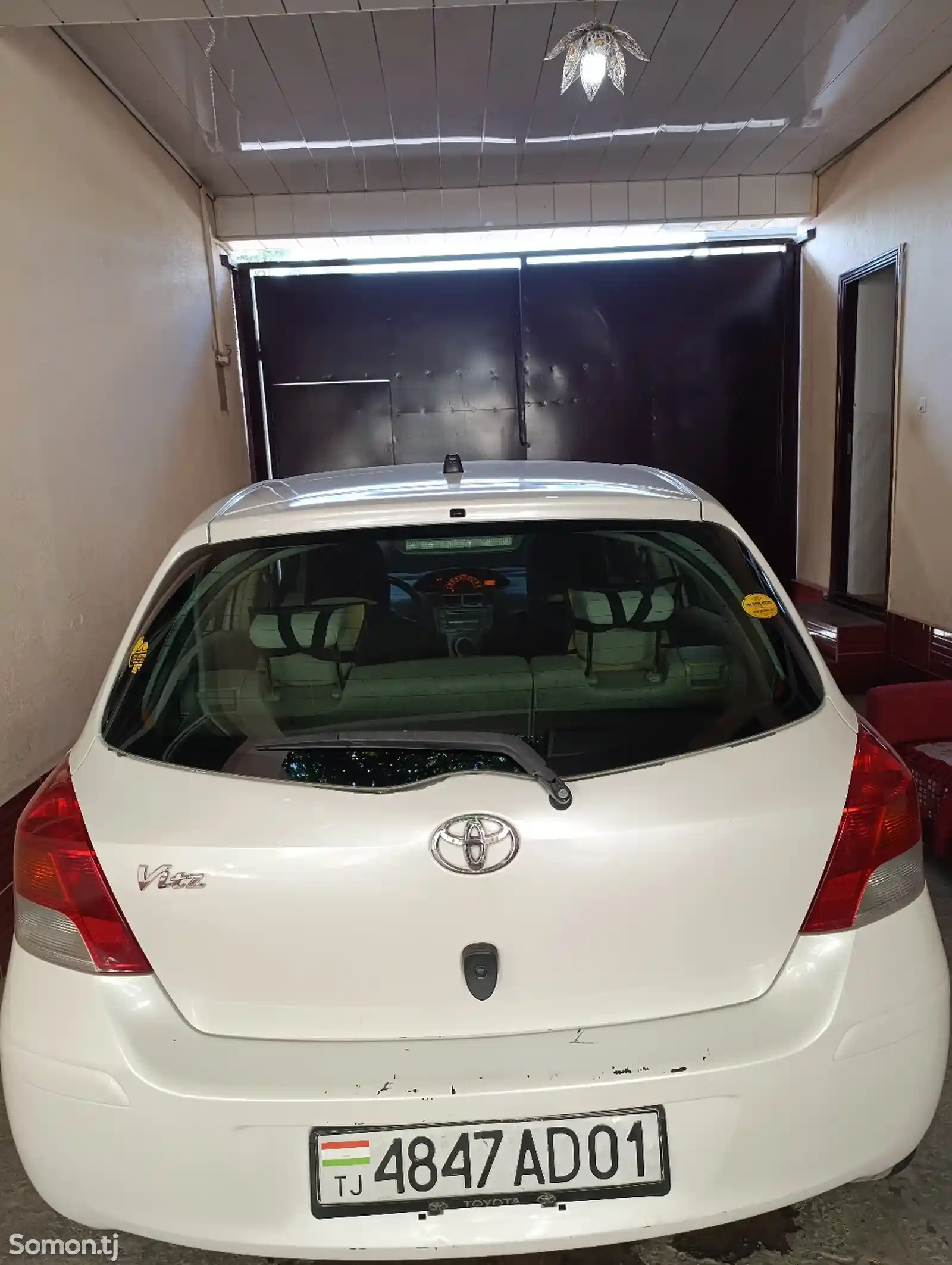 Toyota Vitz, 2010-4