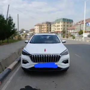 Hongqi E-HS3, 2020