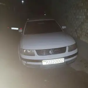 Volkswagen Passat, 2000