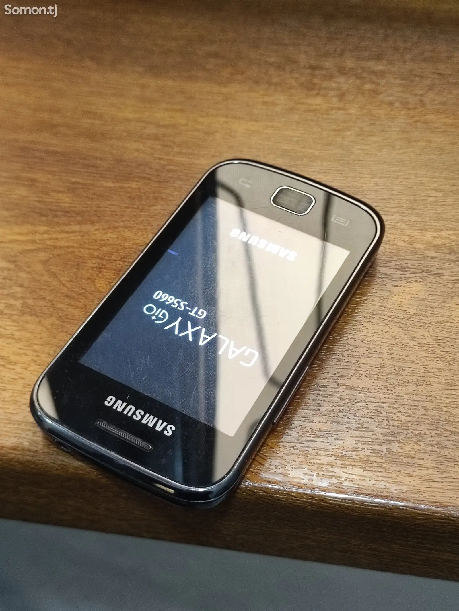 Samsung Galaxy Gio Gt-S5660-1