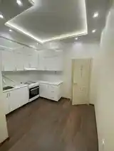 3-комн. квартира, 9 этаж, 100 м², 112мкр-6