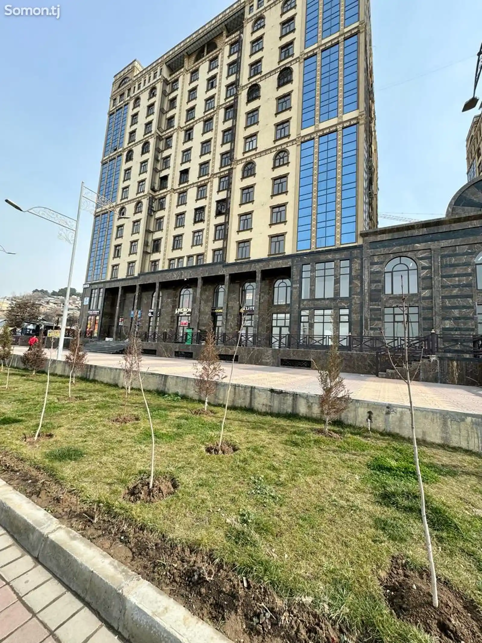 3-комн. квартира, 11 этаж, 130 м², сомони-2