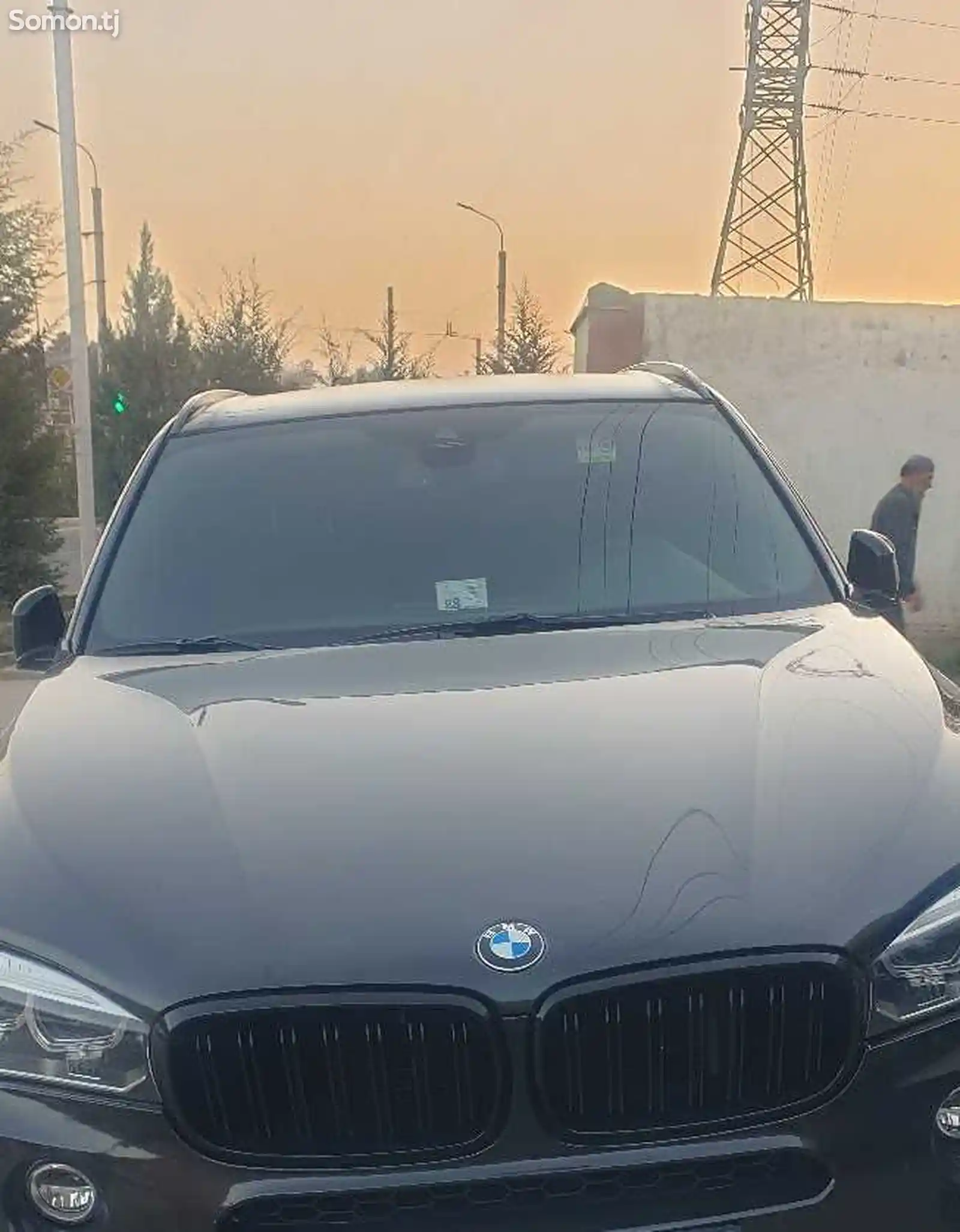 Лобовое стекло на BMW X5 2015-2