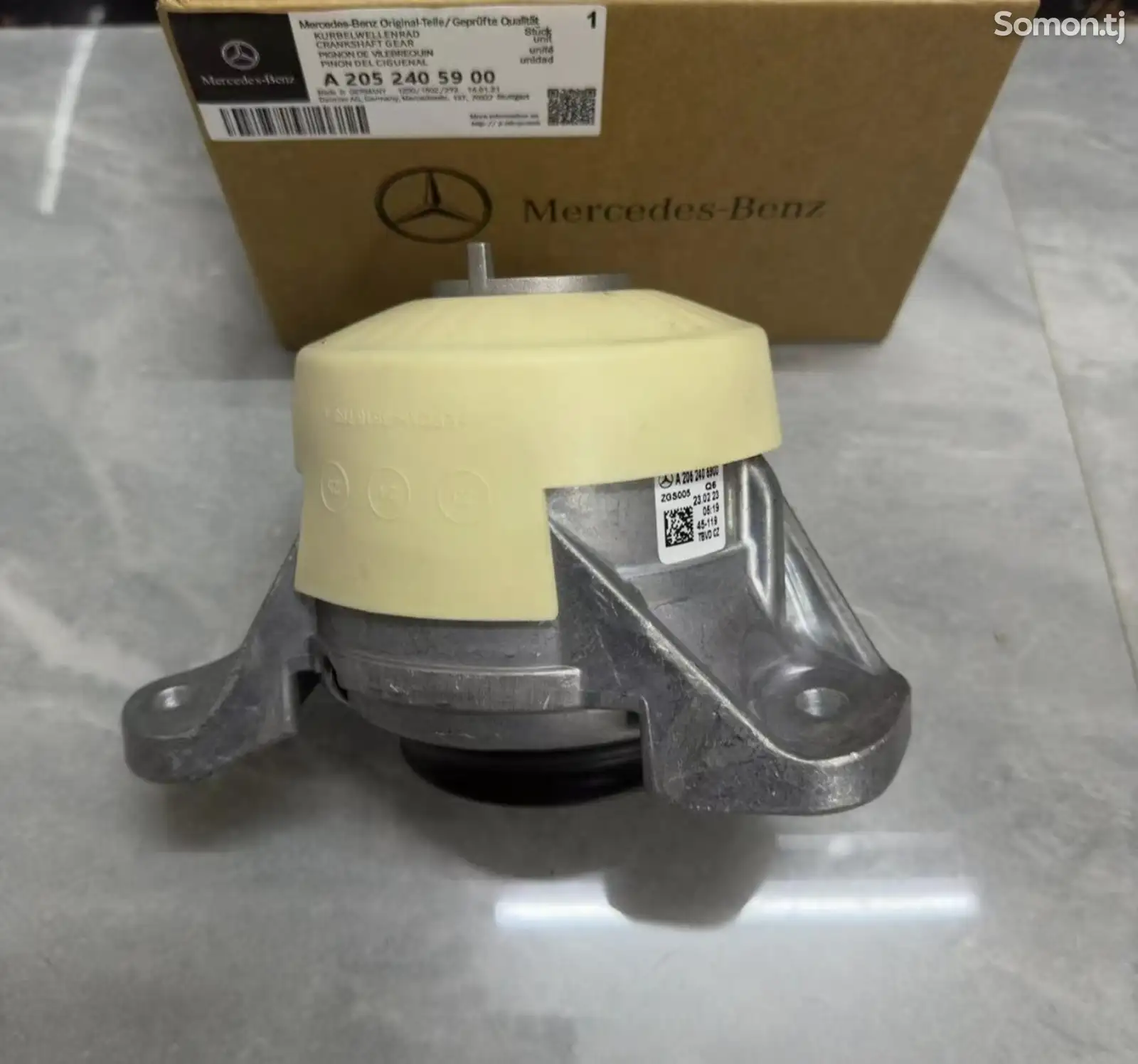 Подушка двигателя Mercedes-Benz C-Class W205 A2052405900-1