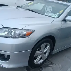 Toyota Camry, 2011