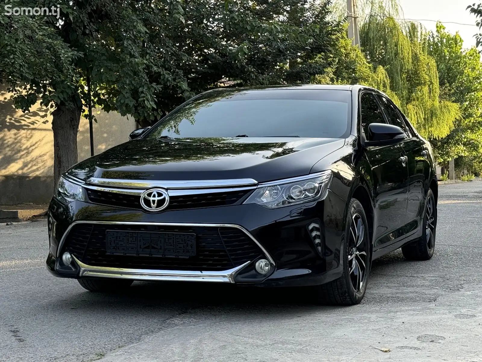 Toyota Camry, 2016-1