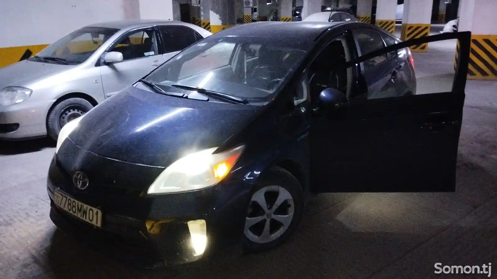 Toyota Prius, 2012-10
