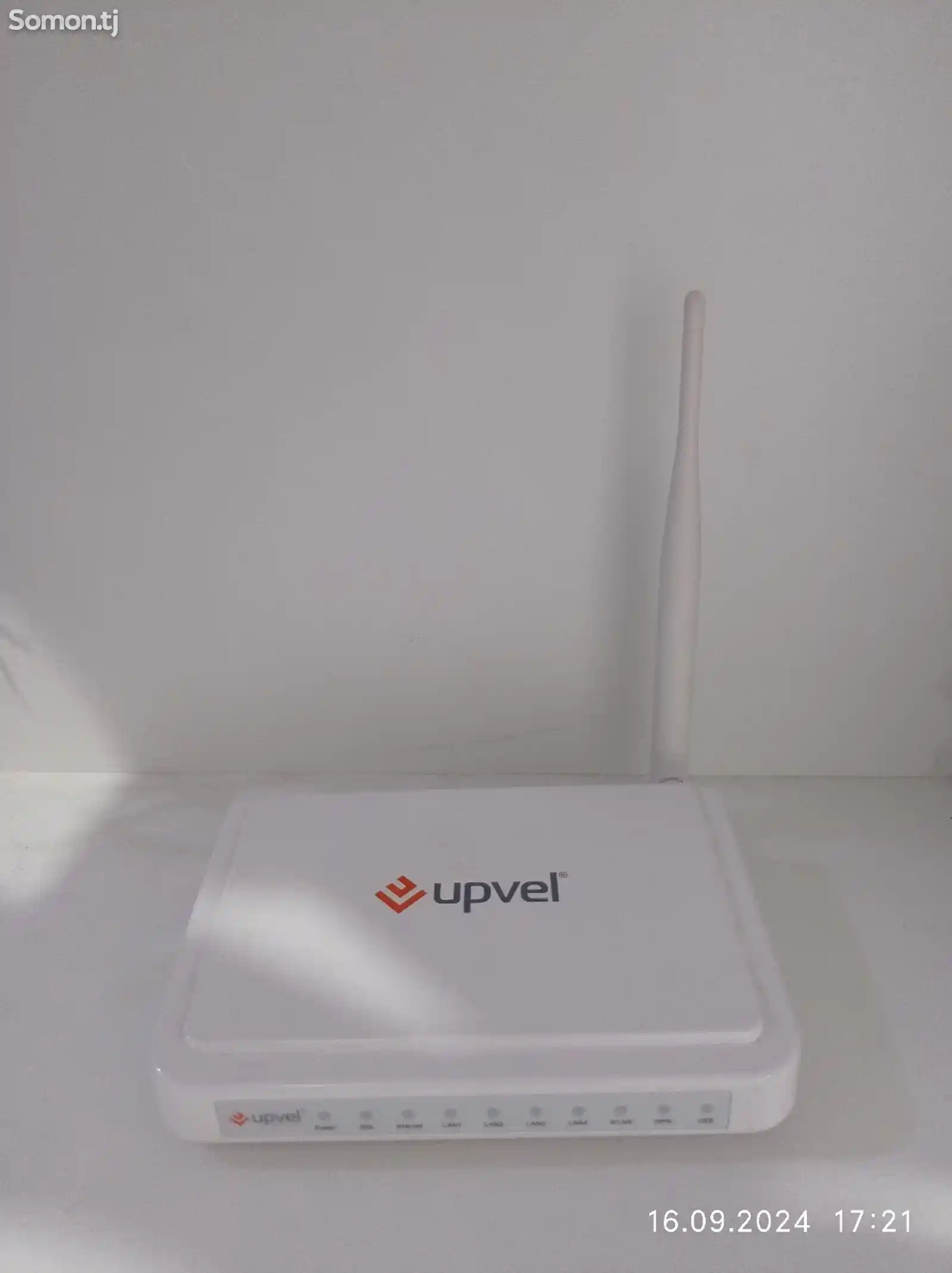 Роутер Upvel UR-344AN4G+-2