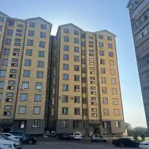 3-комн. квартира, 8 этаж, 82 м², 34 мкр