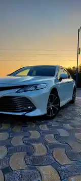 Toyota Camry, 2018-11