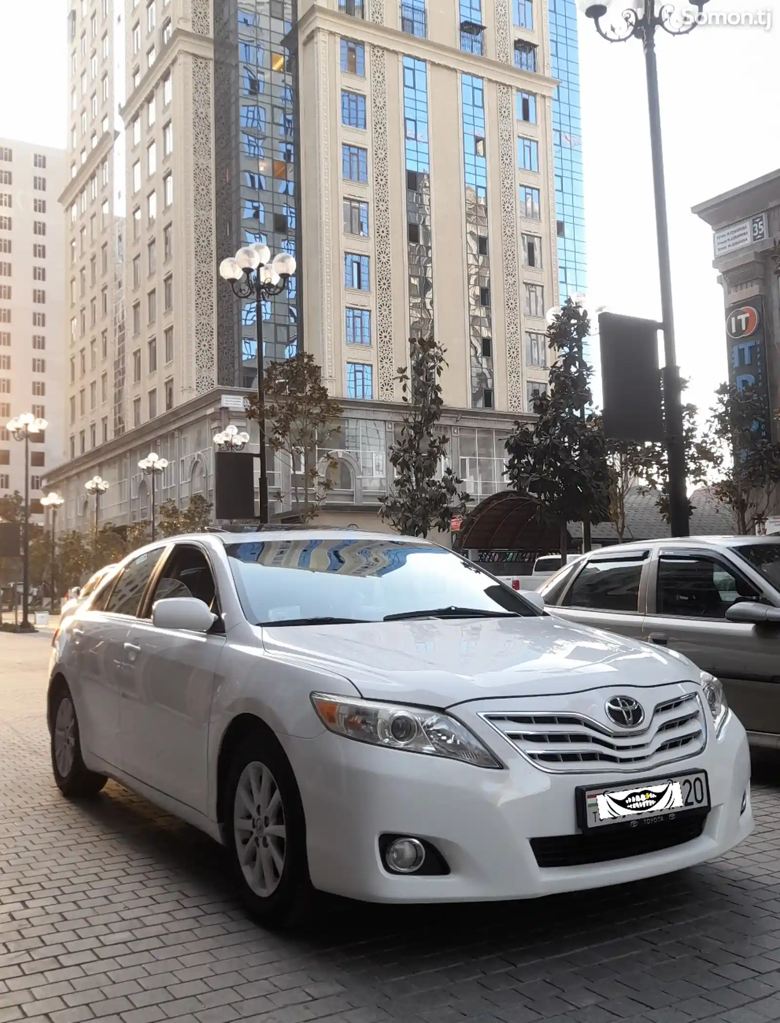 Toyota Camry, 2010-3