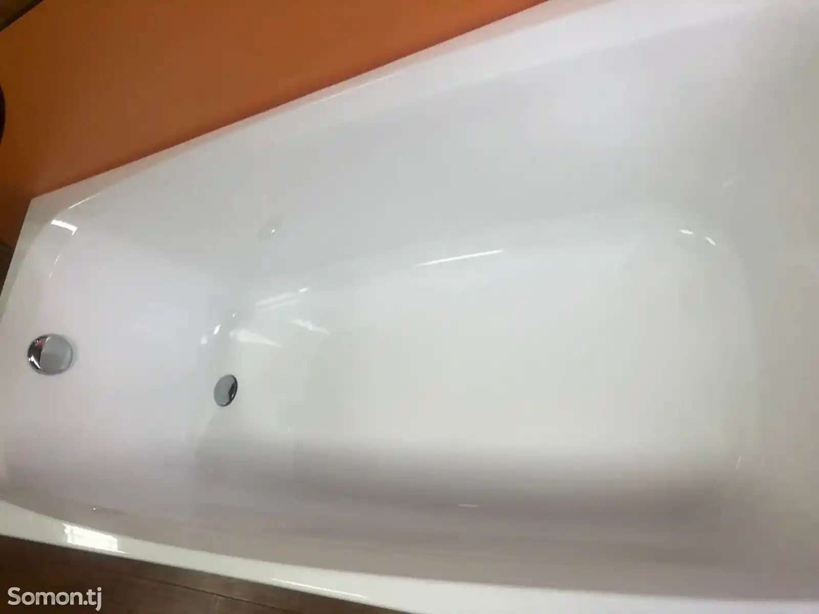 Антискользящая акриловая ванна Simple с каркасом и экраном-1