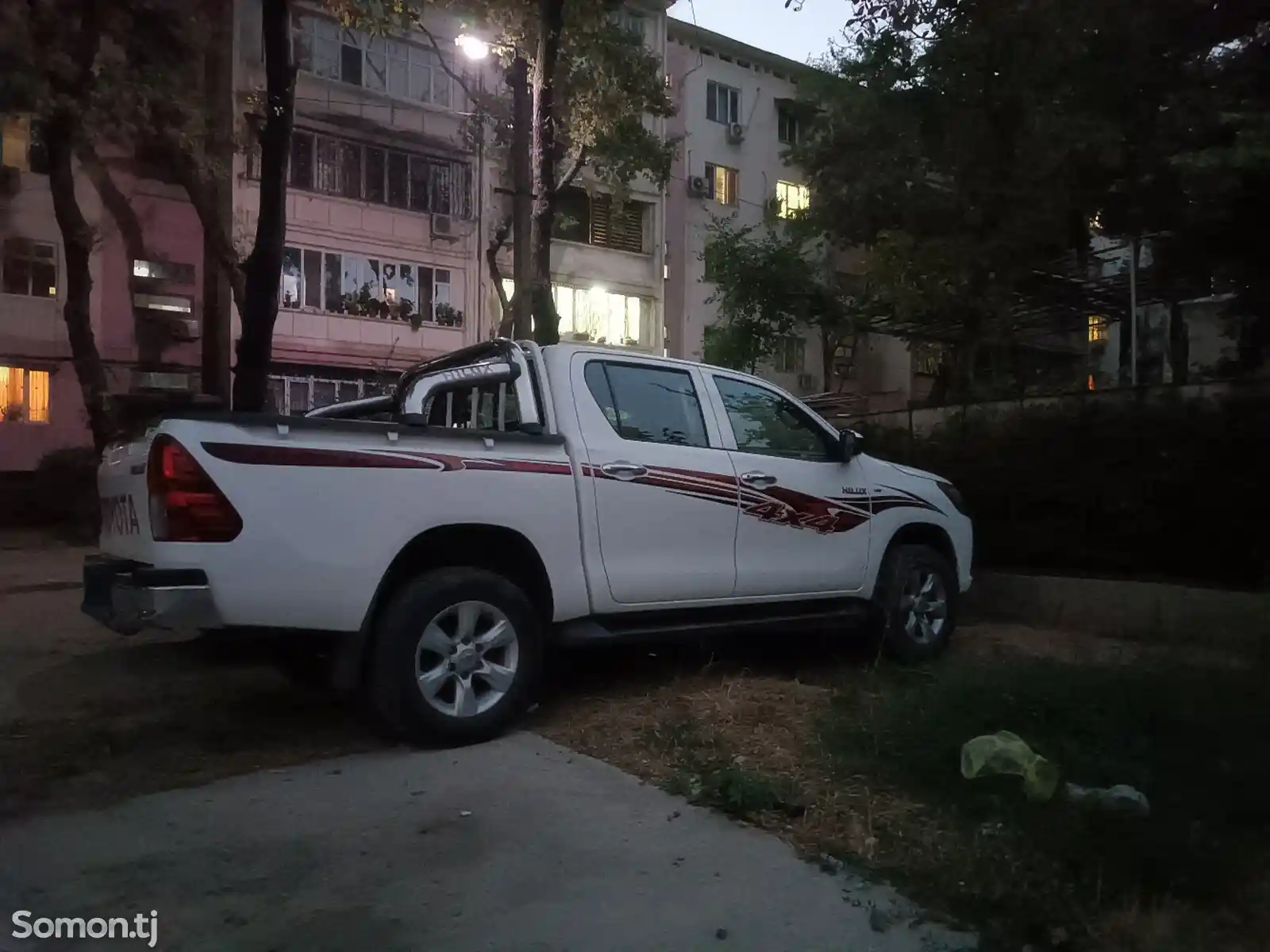 Toyota Hilux, 2016-11