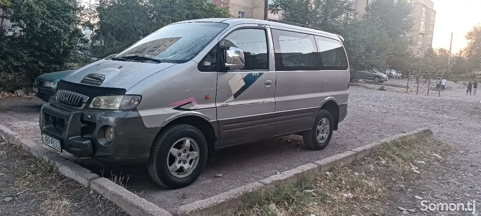 Микроавтобус Hyundai Starex, 2000-3