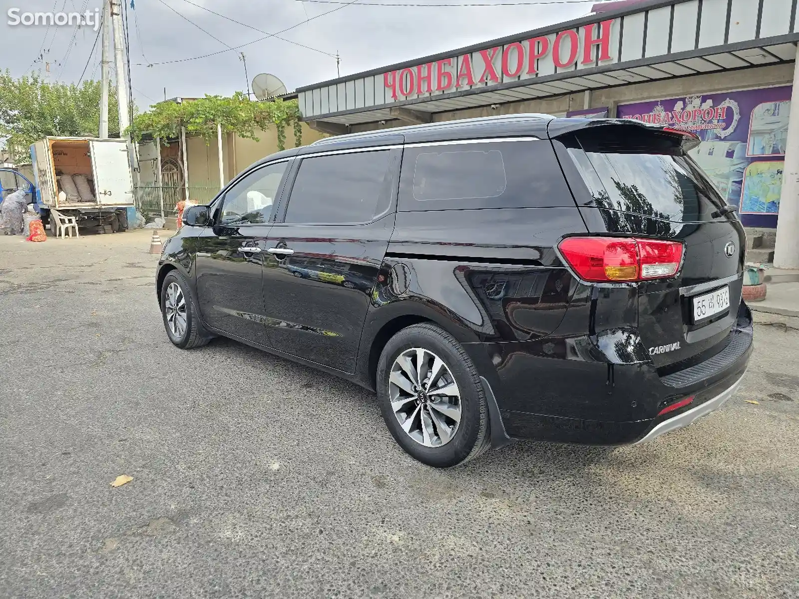 Kia Sedona, 2015-1