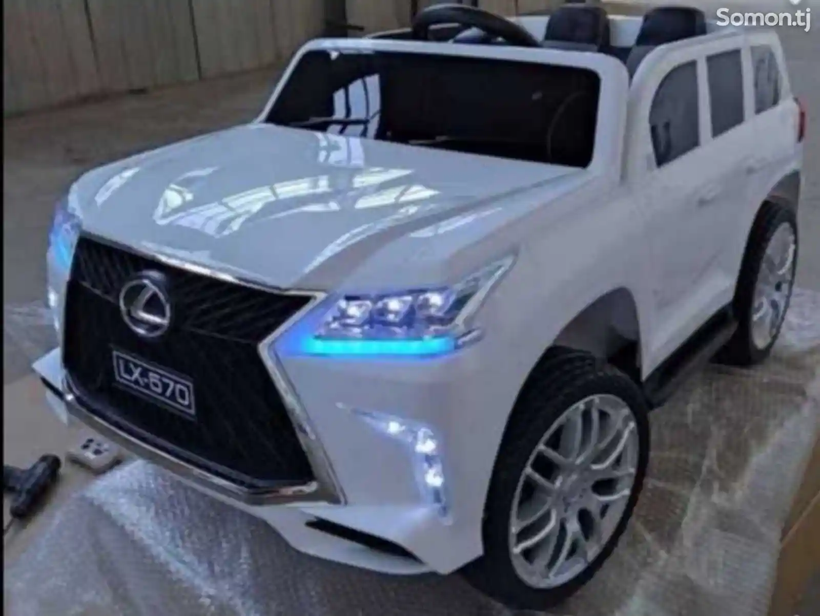 Детский Электромобиль Lexus 570-1