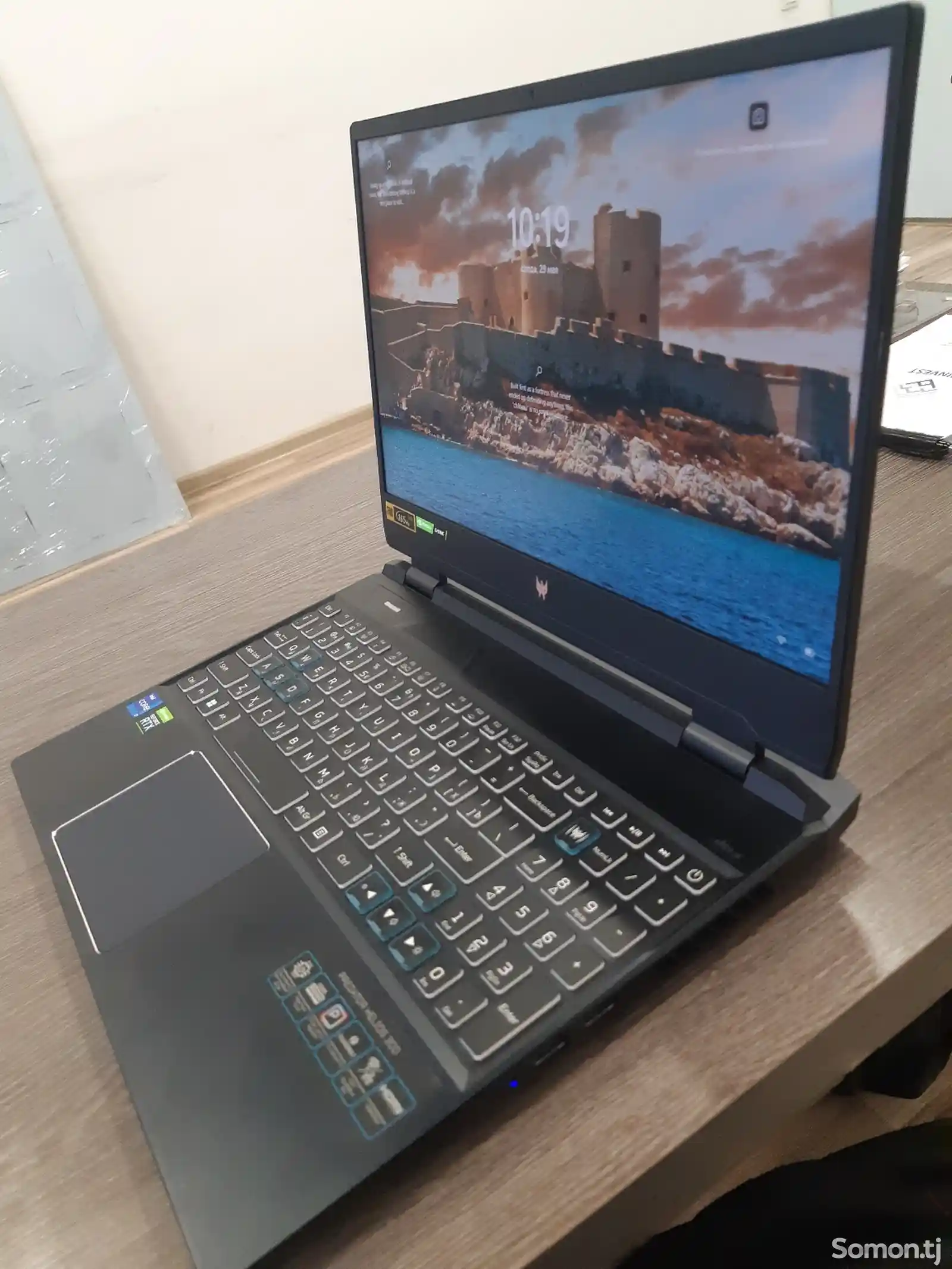 Ноутбук Acer predator helios 300-4