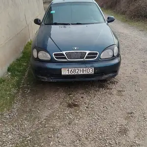 Daewoo Lanos 1998