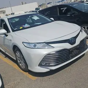 Toyota Camry, 2018