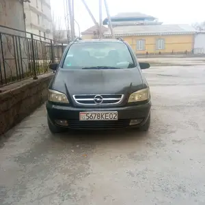 Opel Zafira, 2000