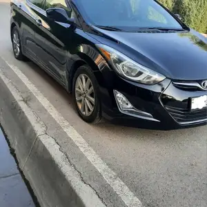 Hyundai Elantra, 2015