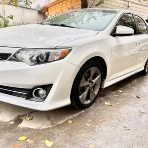 Toyota Camry, 2014