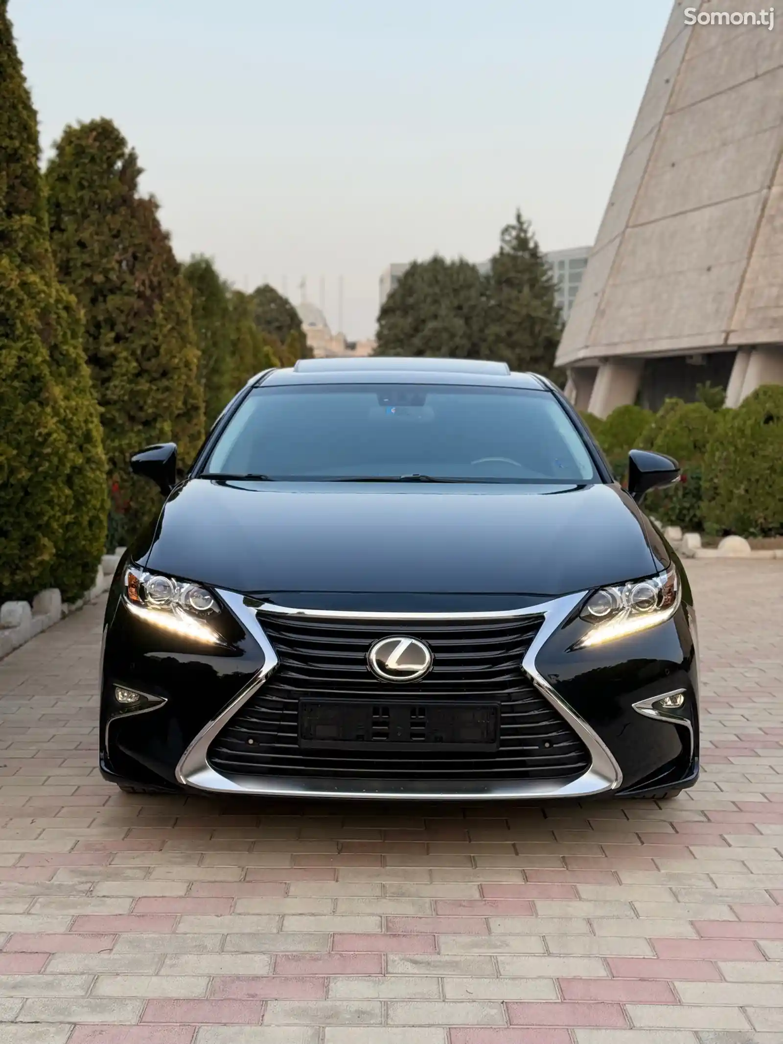 Lexus ES series, 2014-2