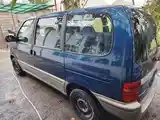 Nissan Serena, 2000-2