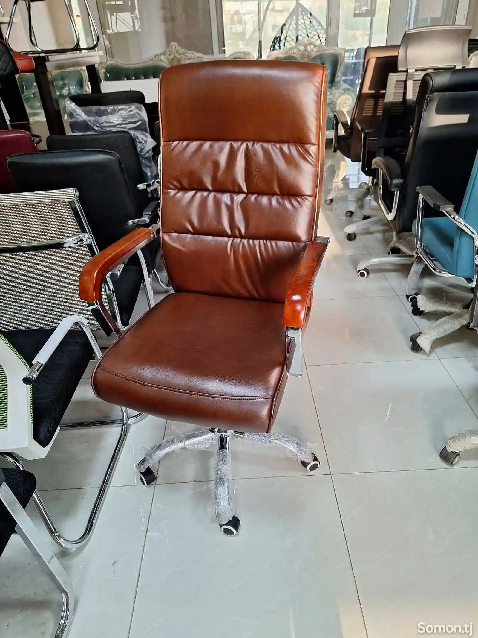 Кресло для офиса-1