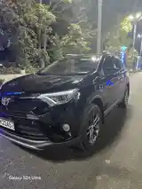 Toyota RAV 4, 2018-8