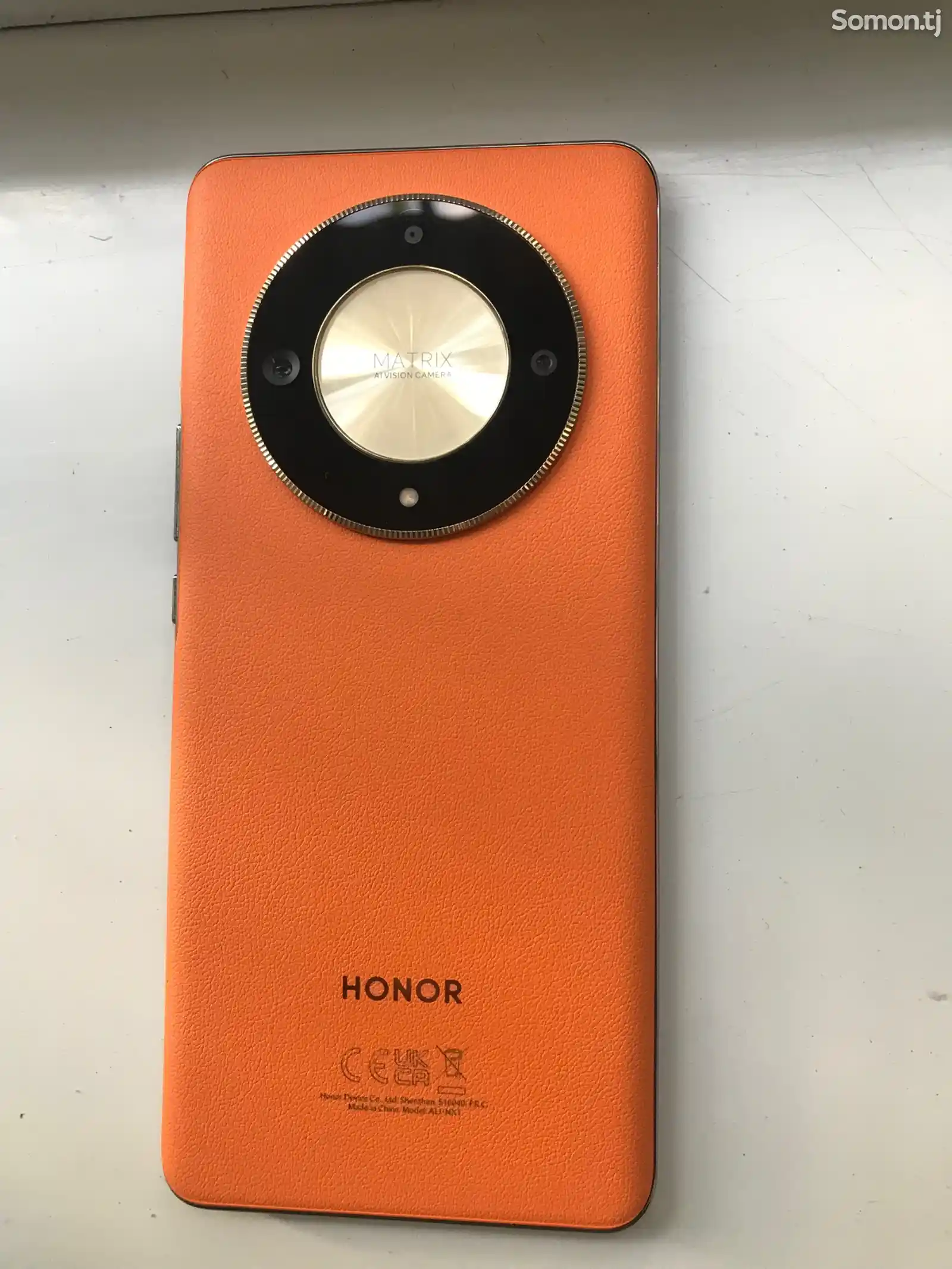 Смартфон Honor-1