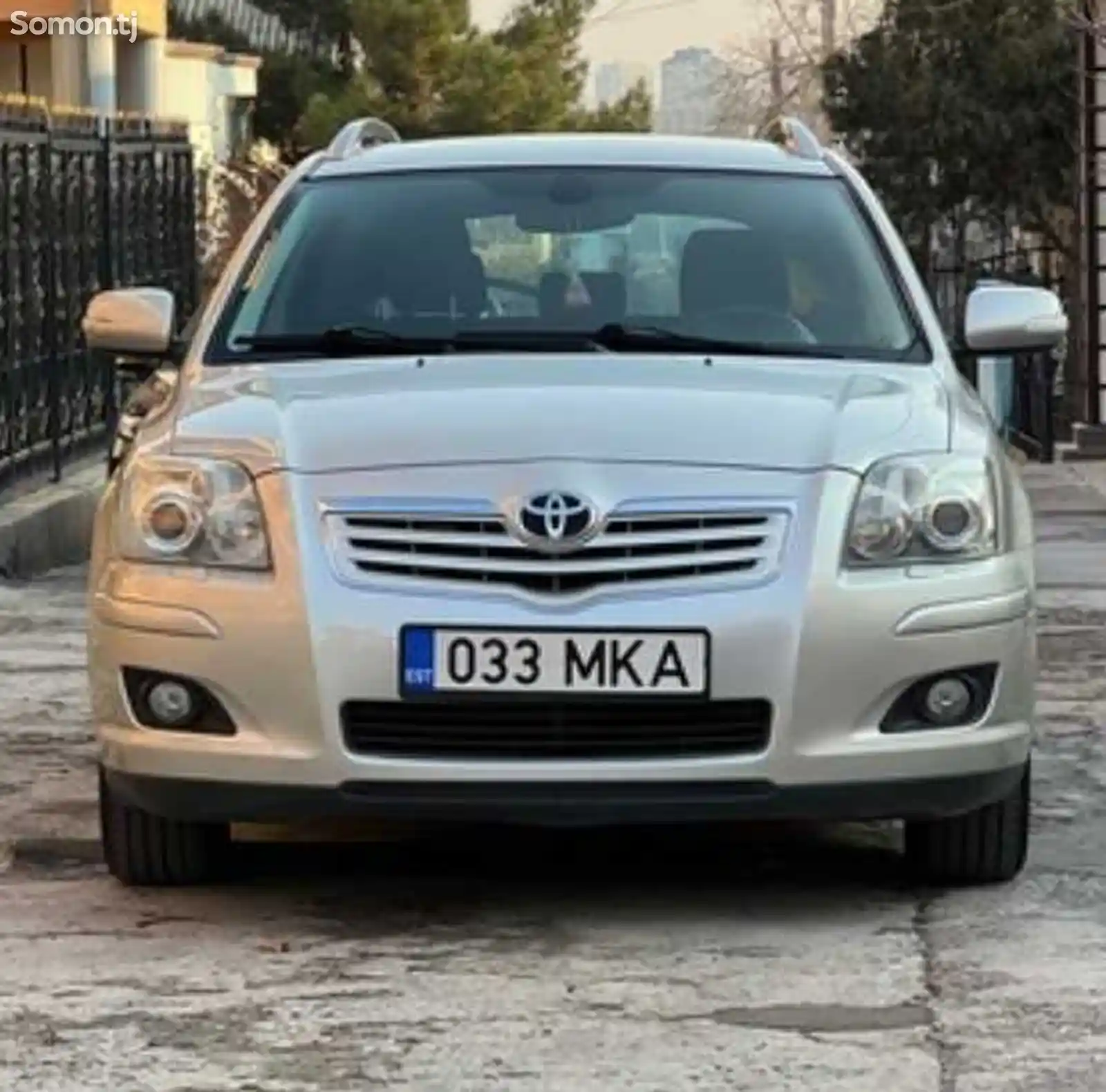 Лобовое стекло для Toyota Avensis