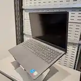 Ноутбук Dell-3