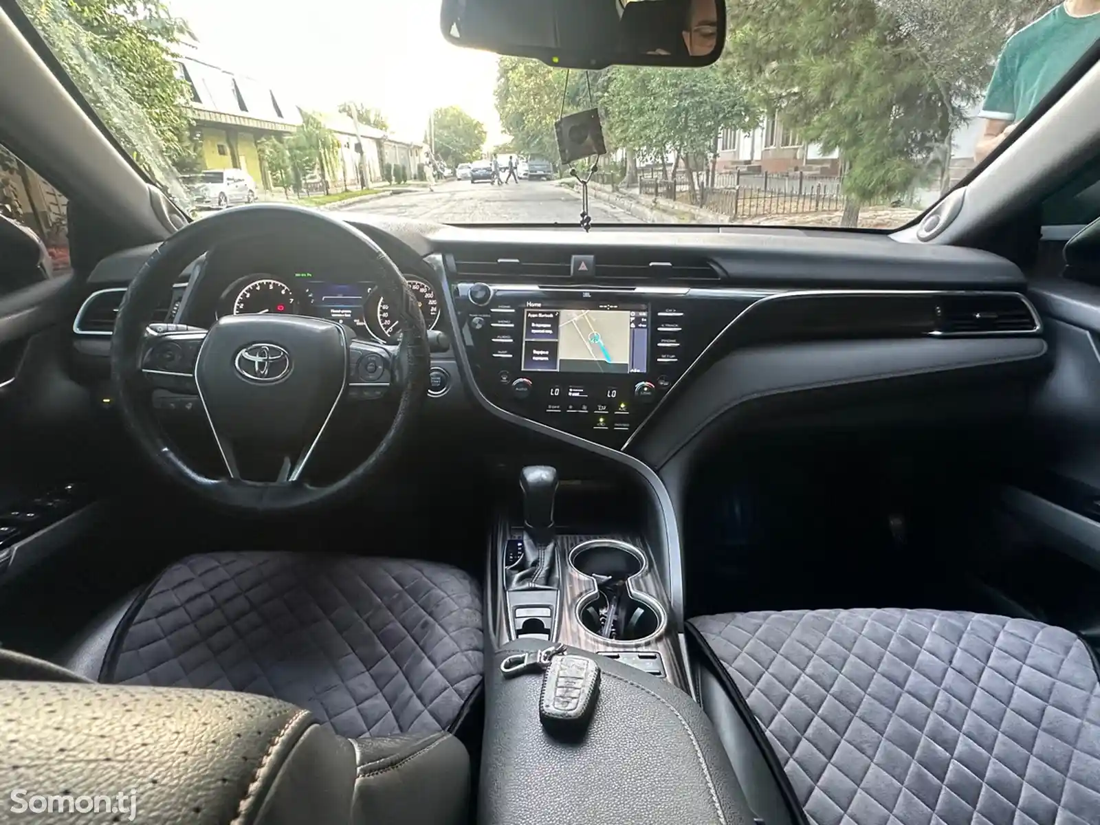 Toyota Camry, 2018-4