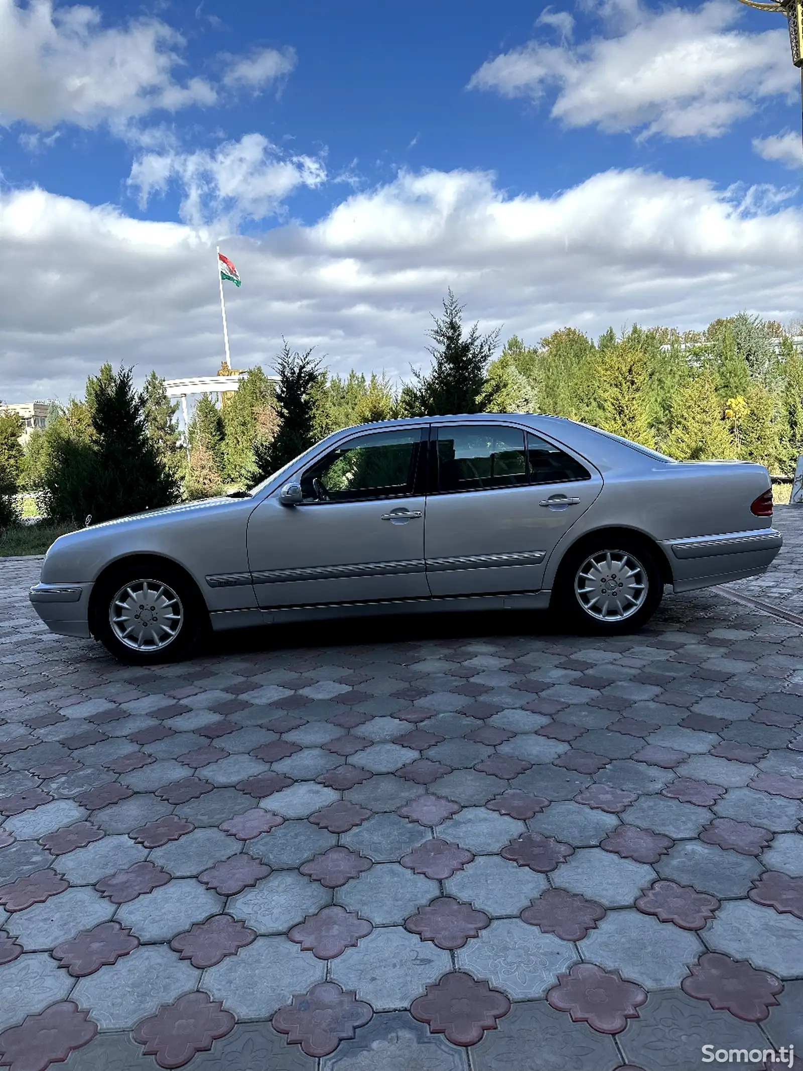 Mercedes-Benz E class, 2000-4