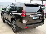 Toyota Land Cruiser Prado, 2022-4